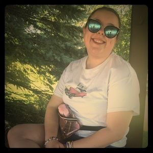 Meet your Posher, Serena